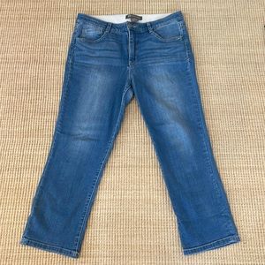 Women’s Democracy Jeans Mid-rise Light Medium Blue Crop Jeans Ab Technology 12